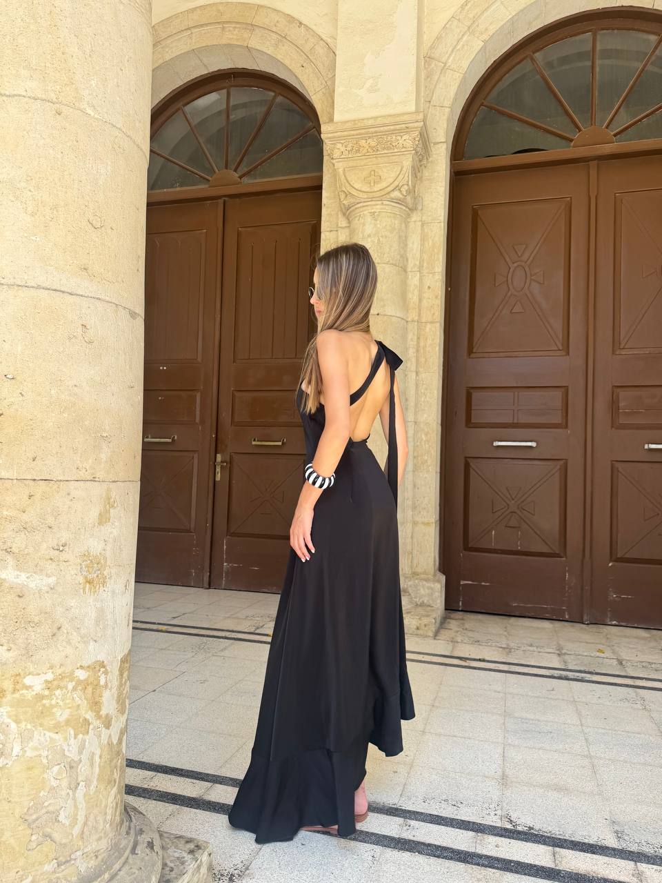 Black backless maxi dress