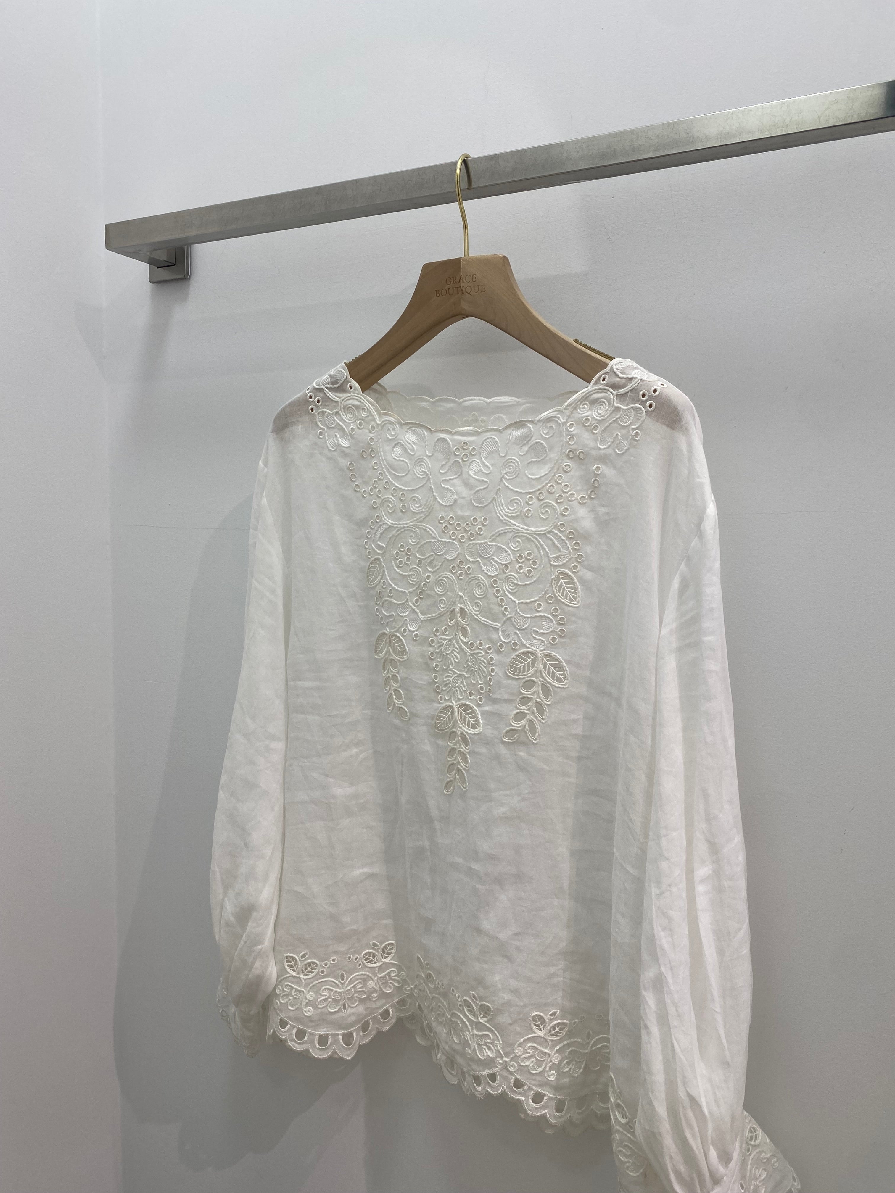 Linen embroidery shirt