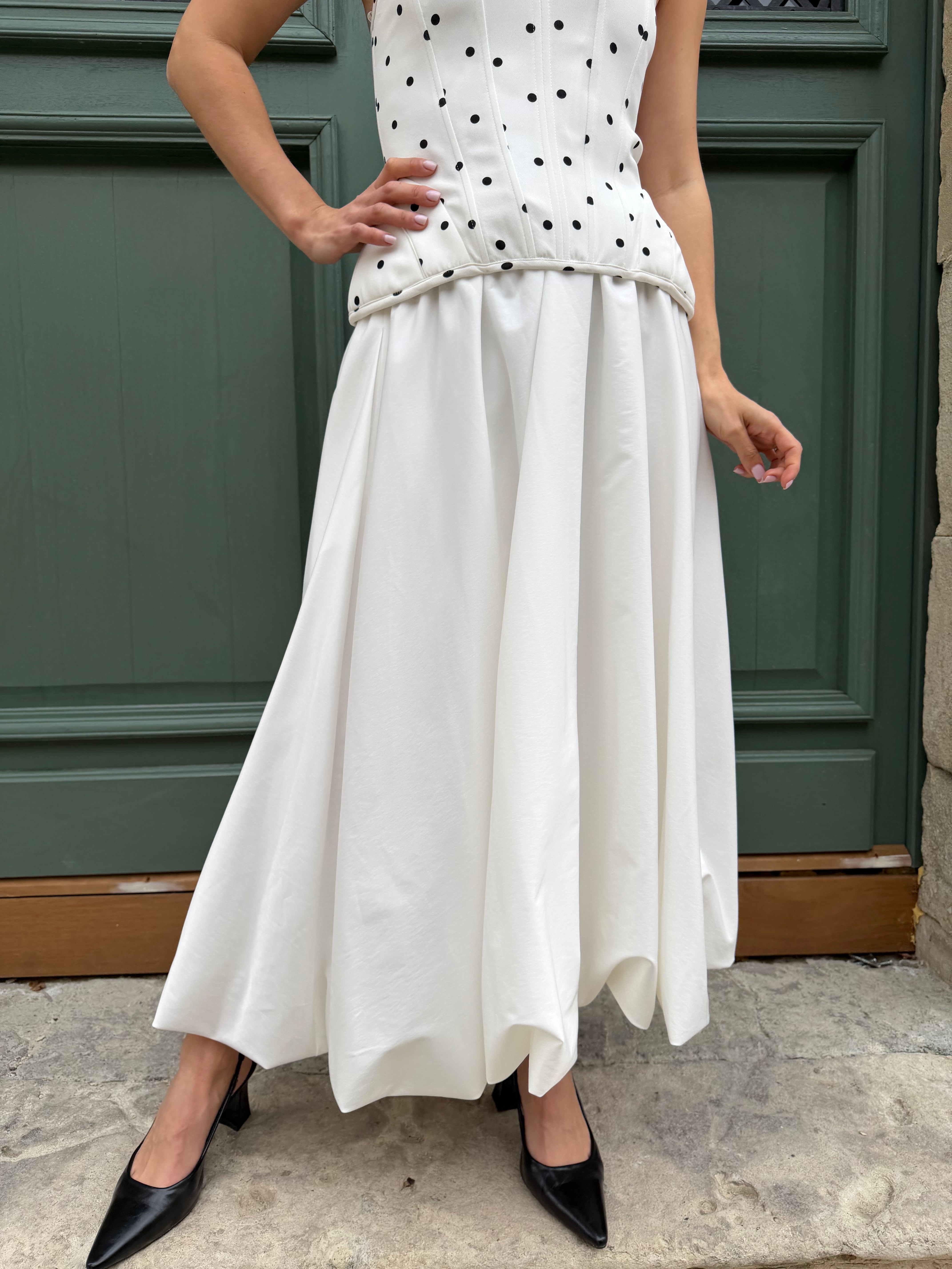 Puffy white skirt