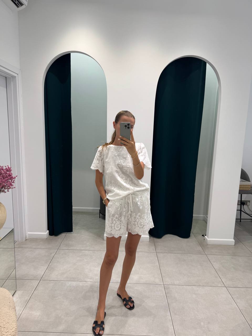 White set