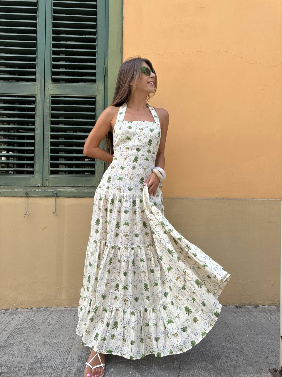 Maxi dress in tropical palms