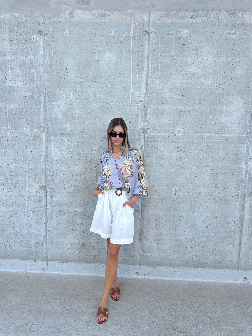 Long sleeves flower blouse