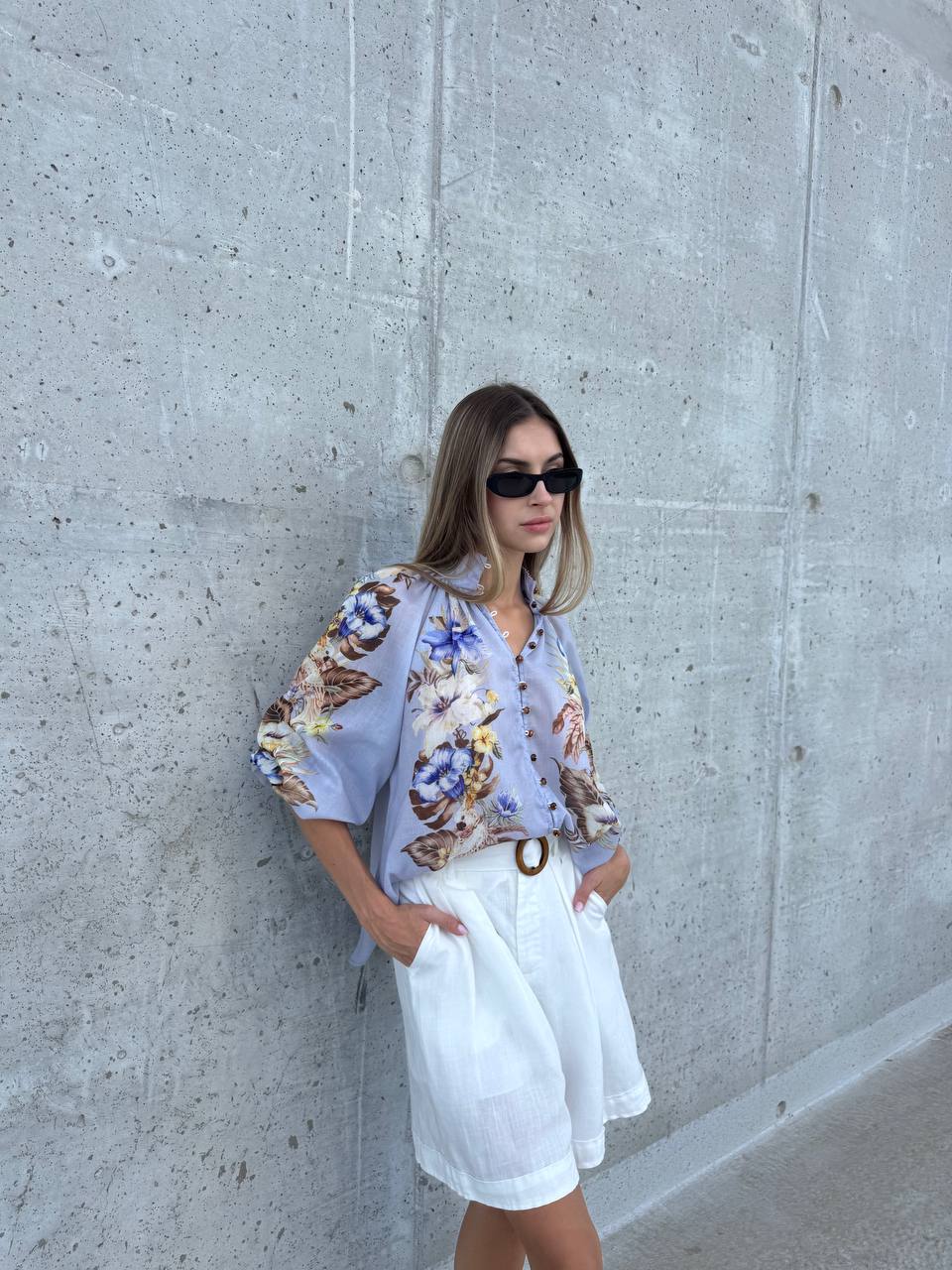 White bermuda shorts