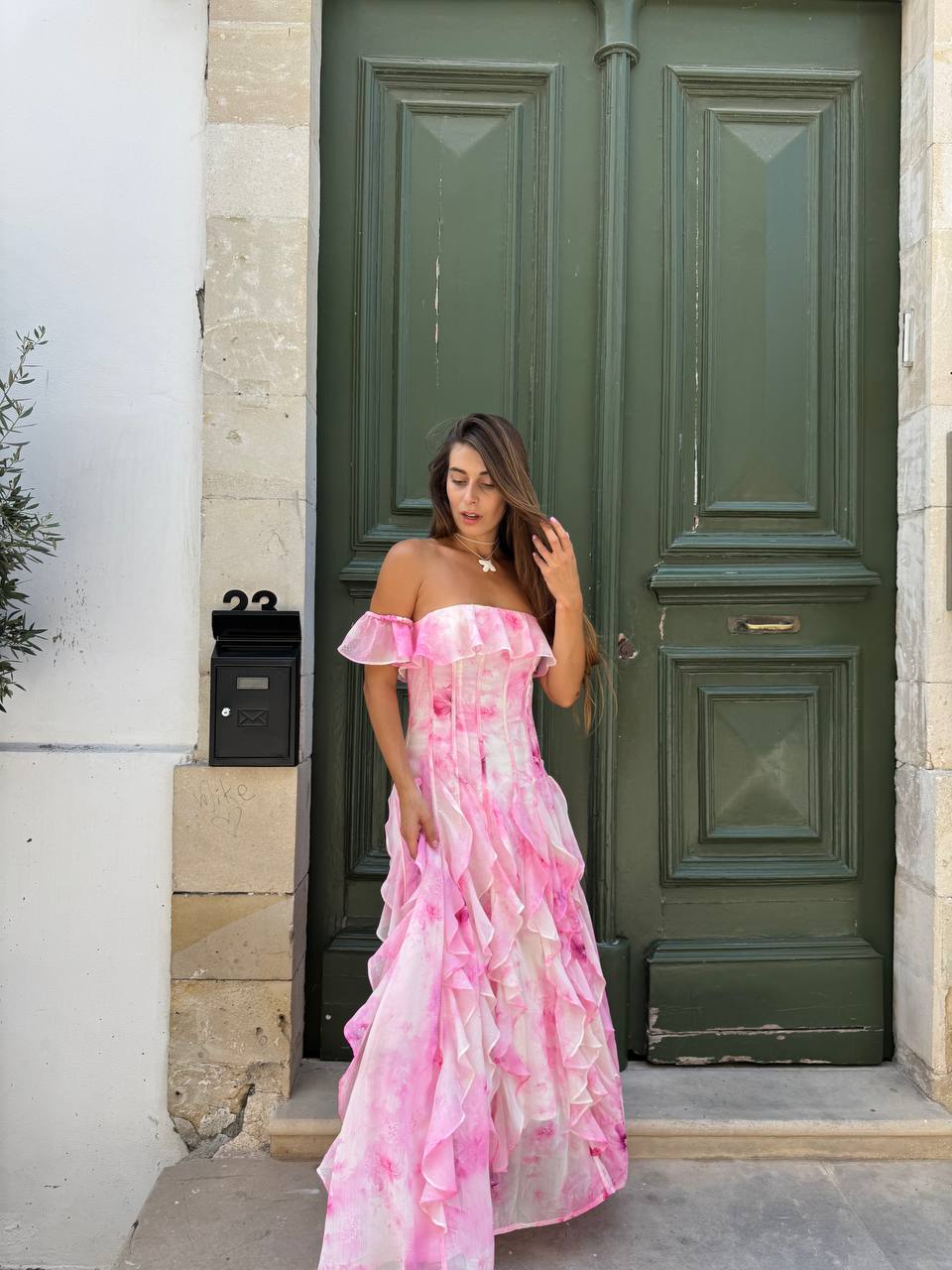 Off shoulder ruffled maxi dress