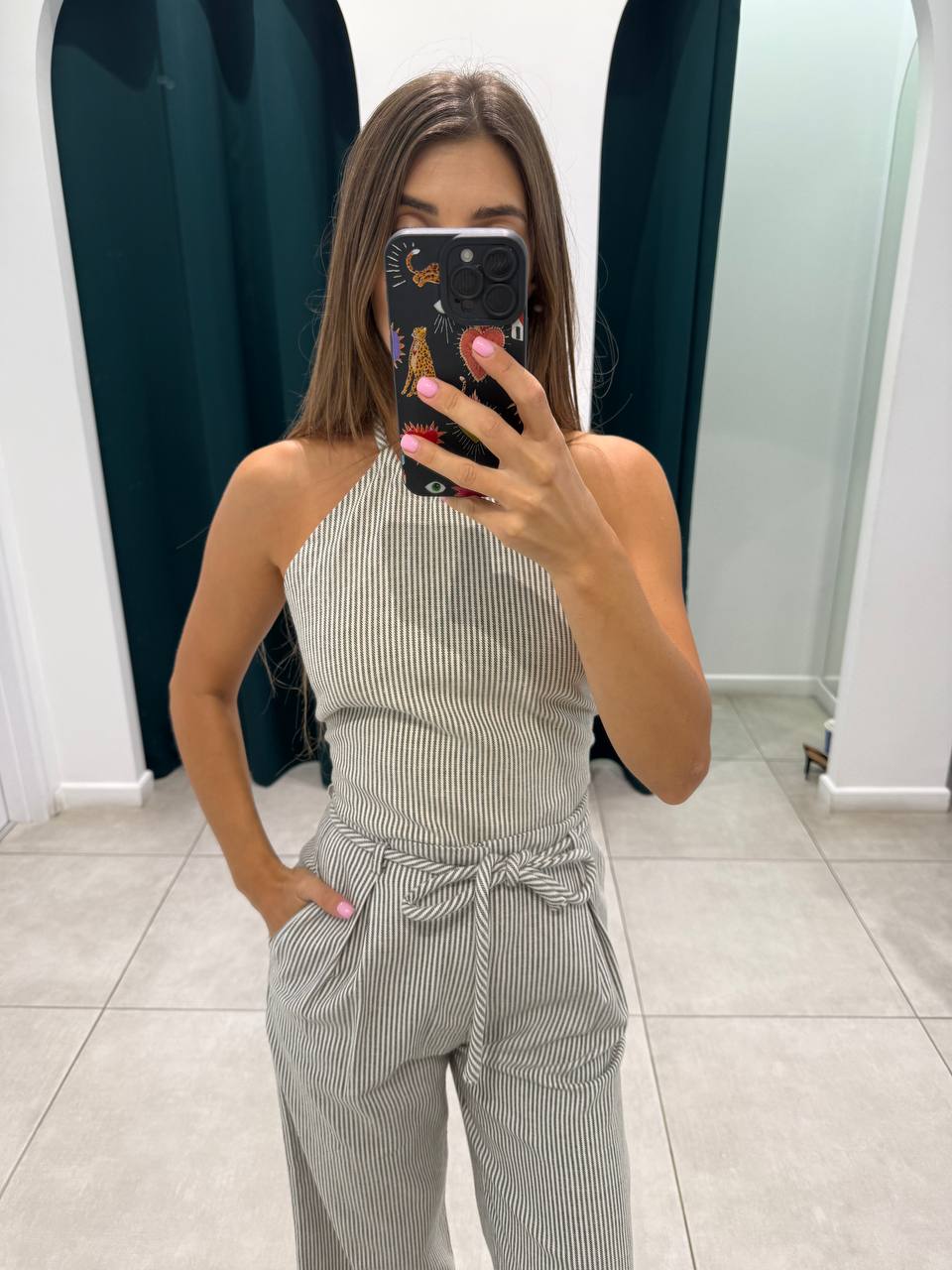 Stripped grey backless top with trousers