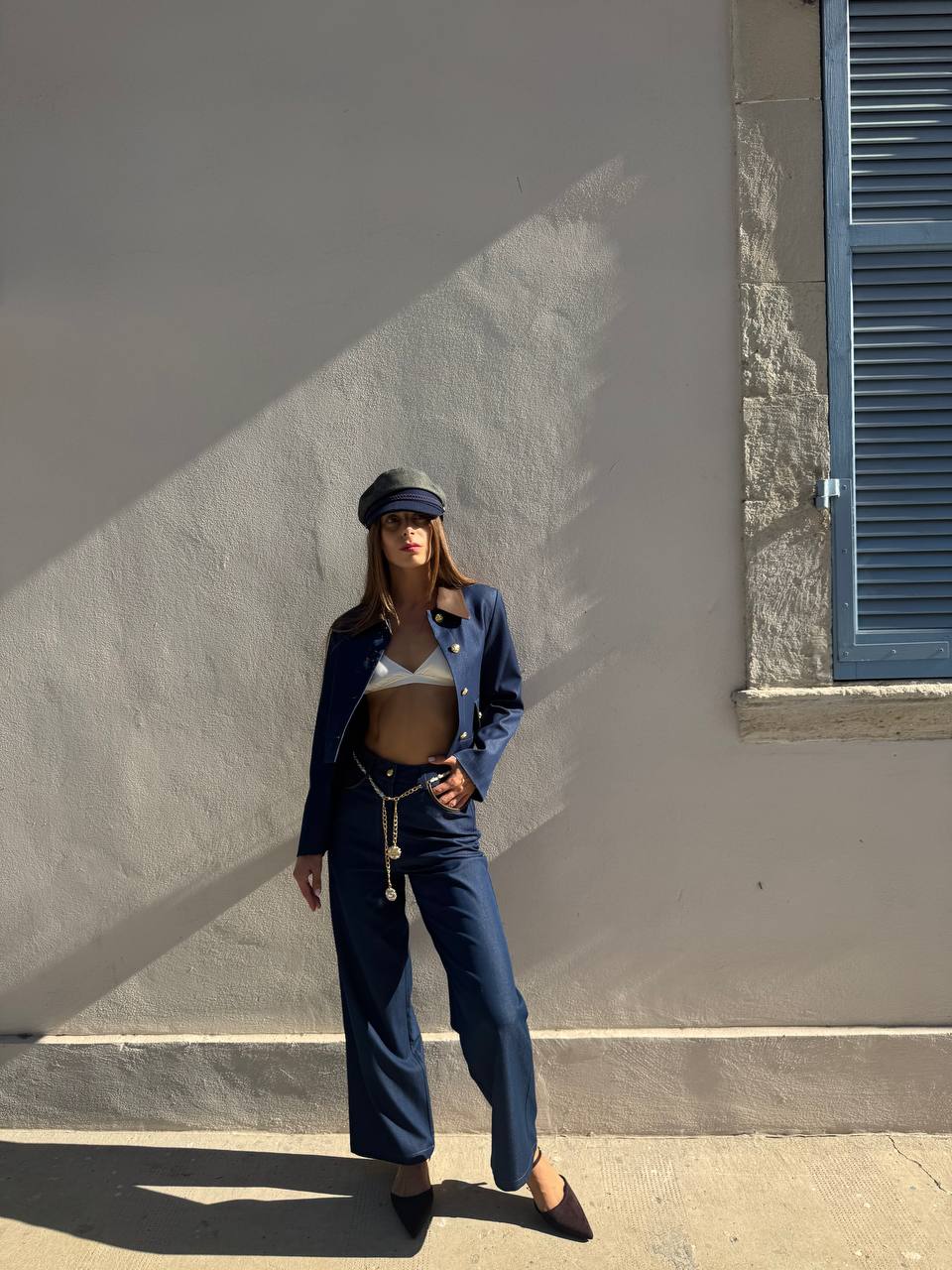 Navy high-waist jeans