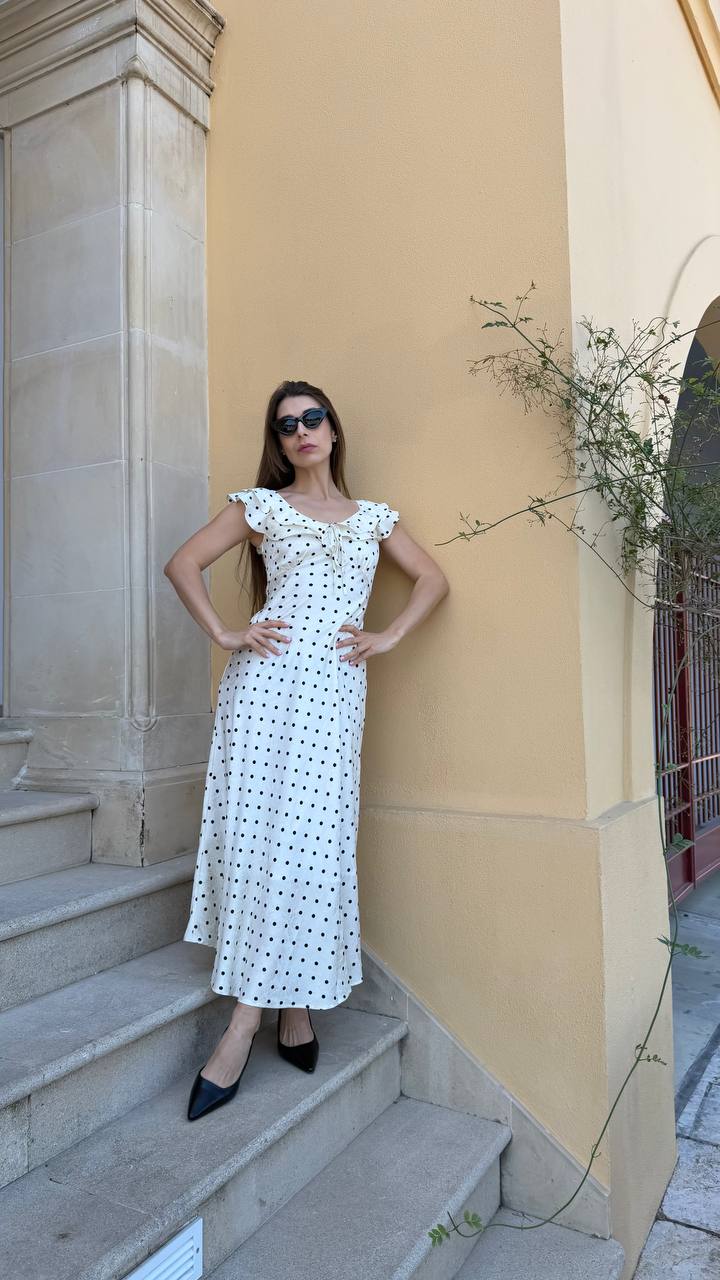 Polka dot elegant dress