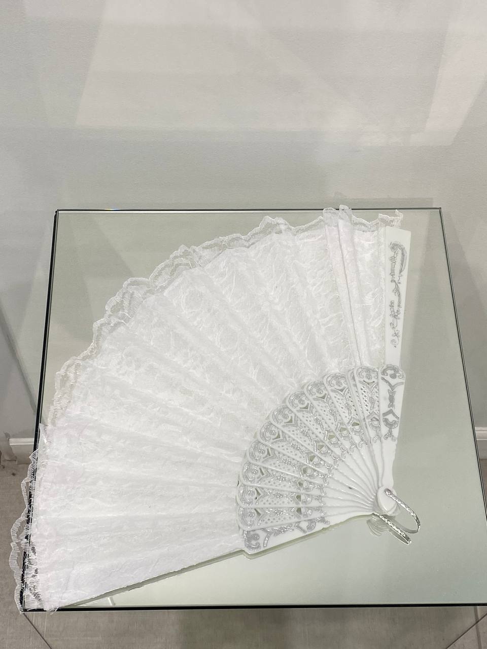 Lace hand fan
