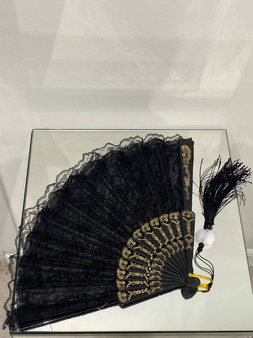 Lace hand fan