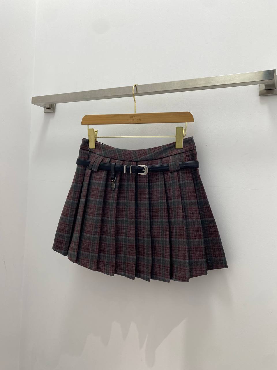 Checkered skirt with under shorts
