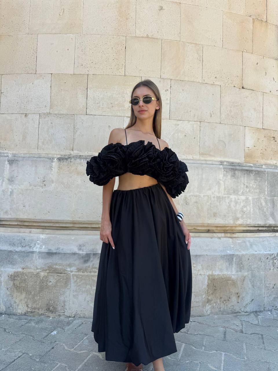 Puffy black skirt