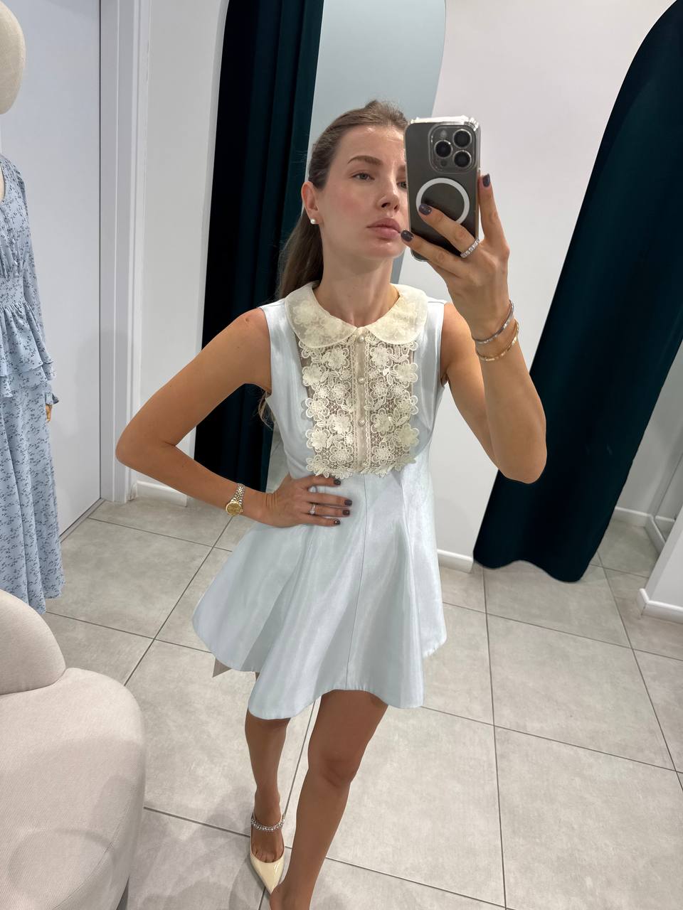 Sleeveless mini blue dress