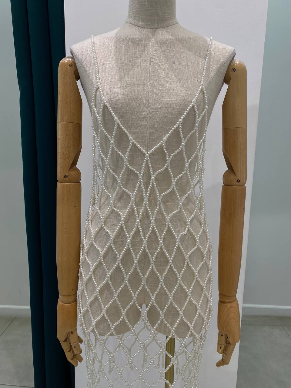 Mini pearl body chain
